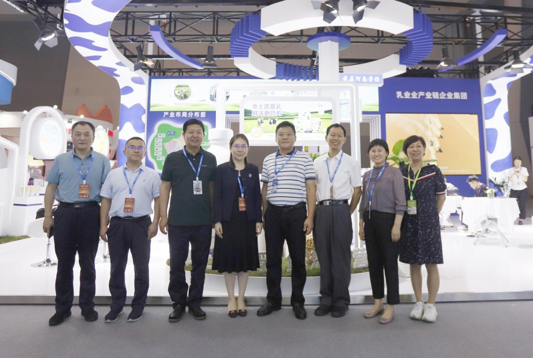 啟航新征程 點(diǎn)亮新賽道丨花花牛乳業(yè)集團(tuán)參加第十四屆中國奶業(yè)大會暨D20峰會，榮獲“中國乳制品生產(chǎn)企業(yè)現(xiàn)代化等級5A級”評定殊榮