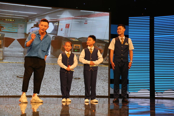 童夢(mèng)起航|“花花牛杯”鄭州地鐵小小講解員選拔賽圓滿落幕 童夢(mèng)起航|“花花牛杯”鄭州地鐵小小講解員選拔賽圓滿落幕