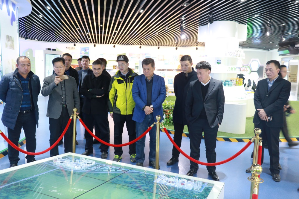 涉農(nóng)企業(yè)強(qiáng)強(qiáng)聯(lián)合，“抱團(tuán)取暖”共迎企業(yè)發(fā)展的春天