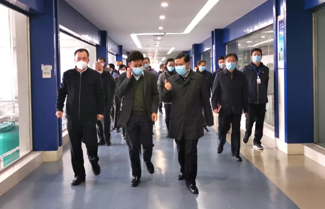 快訊丨河南省副省長武國定蒞臨花花牛乳業(yè)集團(tuán)調(diào)研重點保障企業(yè)復(fù)工復(fù)產(chǎn)情況
